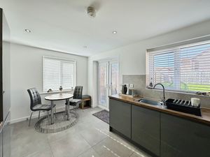 Photo 13- click for photo gallery